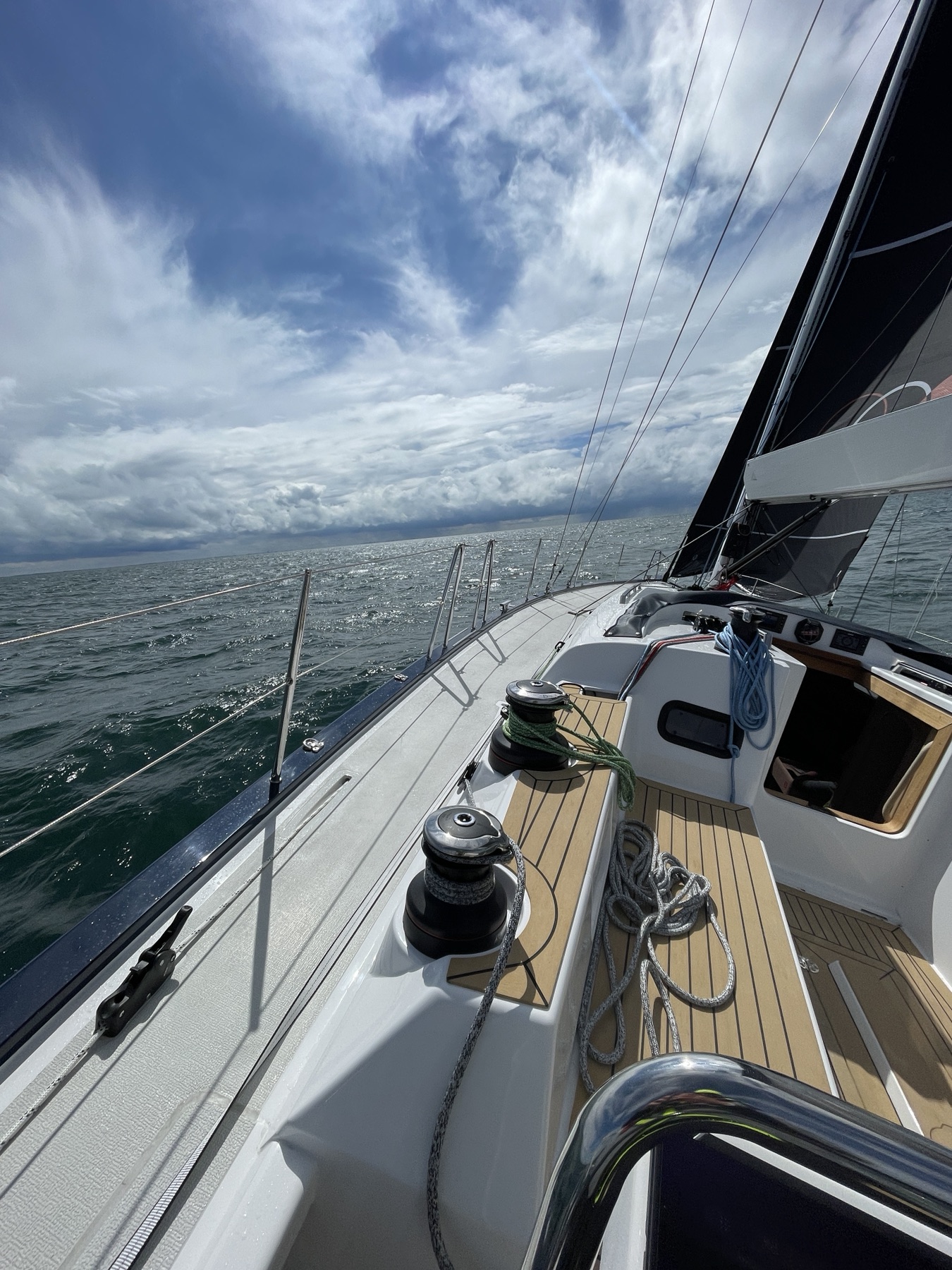 Arcona 435 sailing quickly under dark performance sails in the North Sea